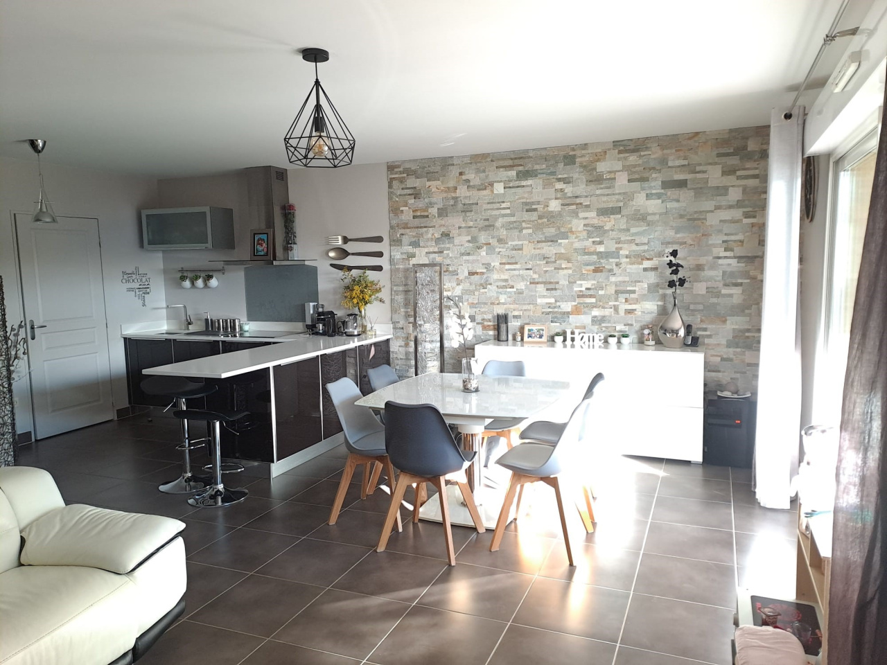 Image_1, Rez de jardin, Allauch, ref :MGE_3