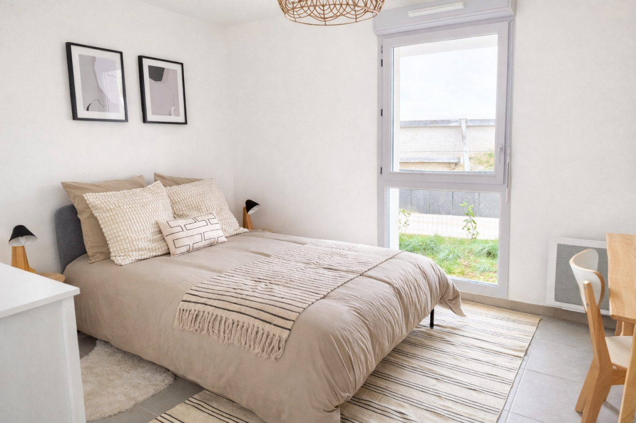 Image_3, Rez de jardin, Vitrolles, ref :2001